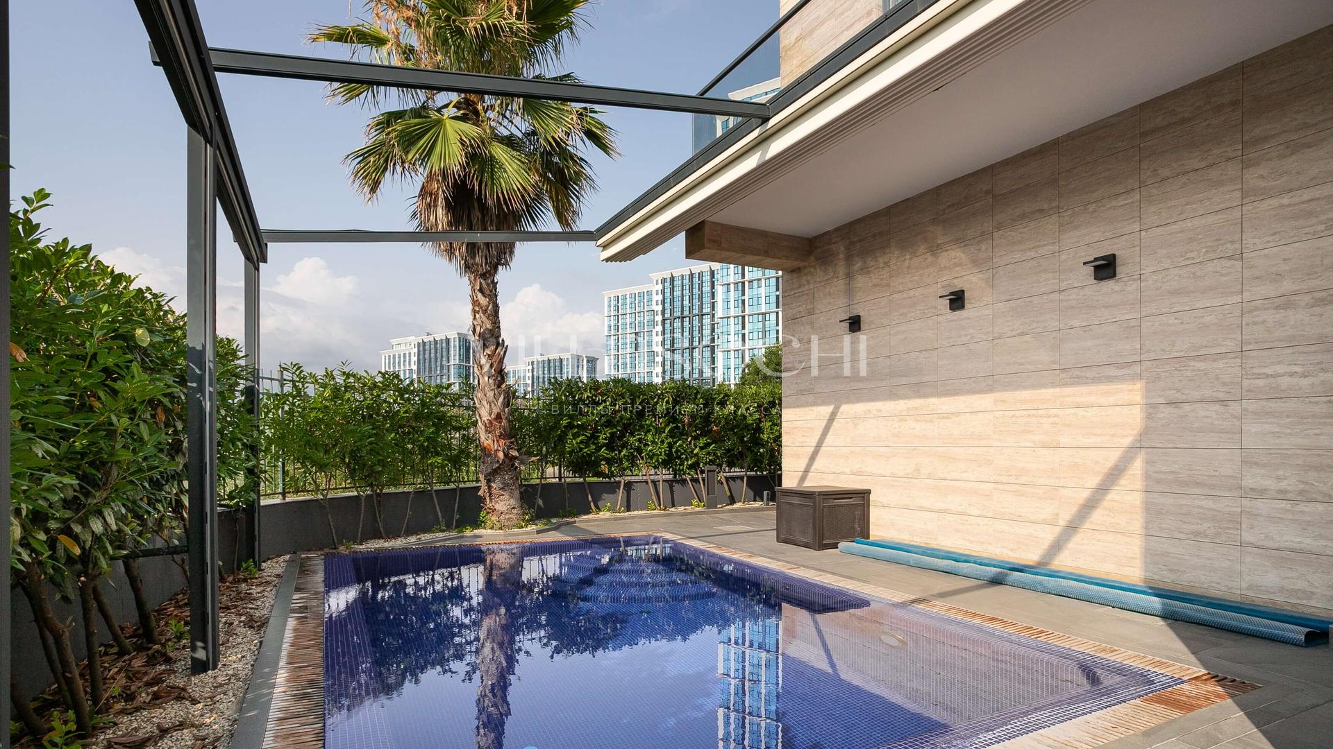 Фото №4. Вилла в городе