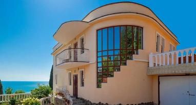 Фото №11301. Дом в зеленом и живописном районе Сочи