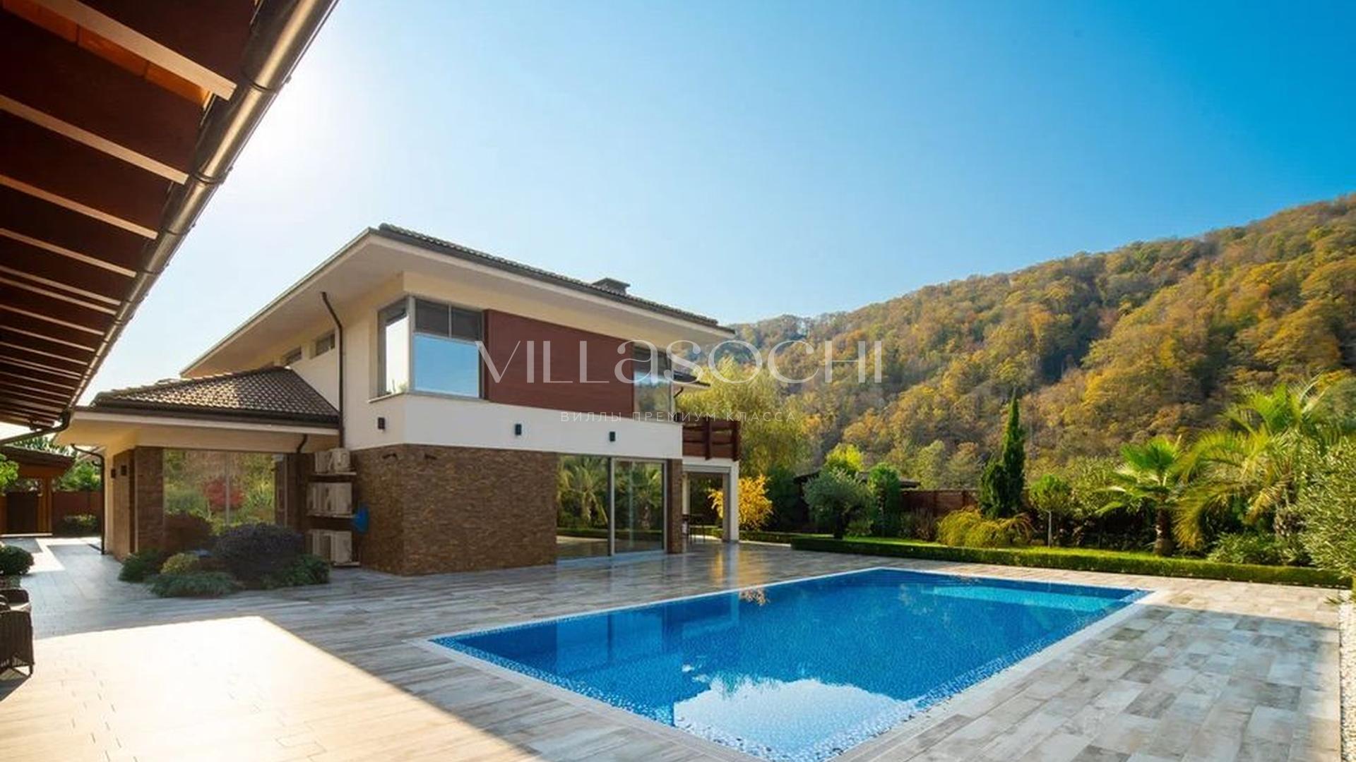 Фото №12036. Вилла с бассейном 350 м² на участке 28 соток в Сочи